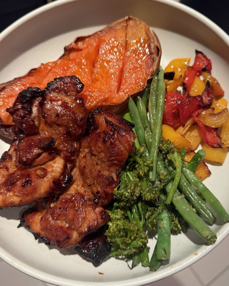 Chicken with baked sweet potato, green beans, broccoli and roasted peppers